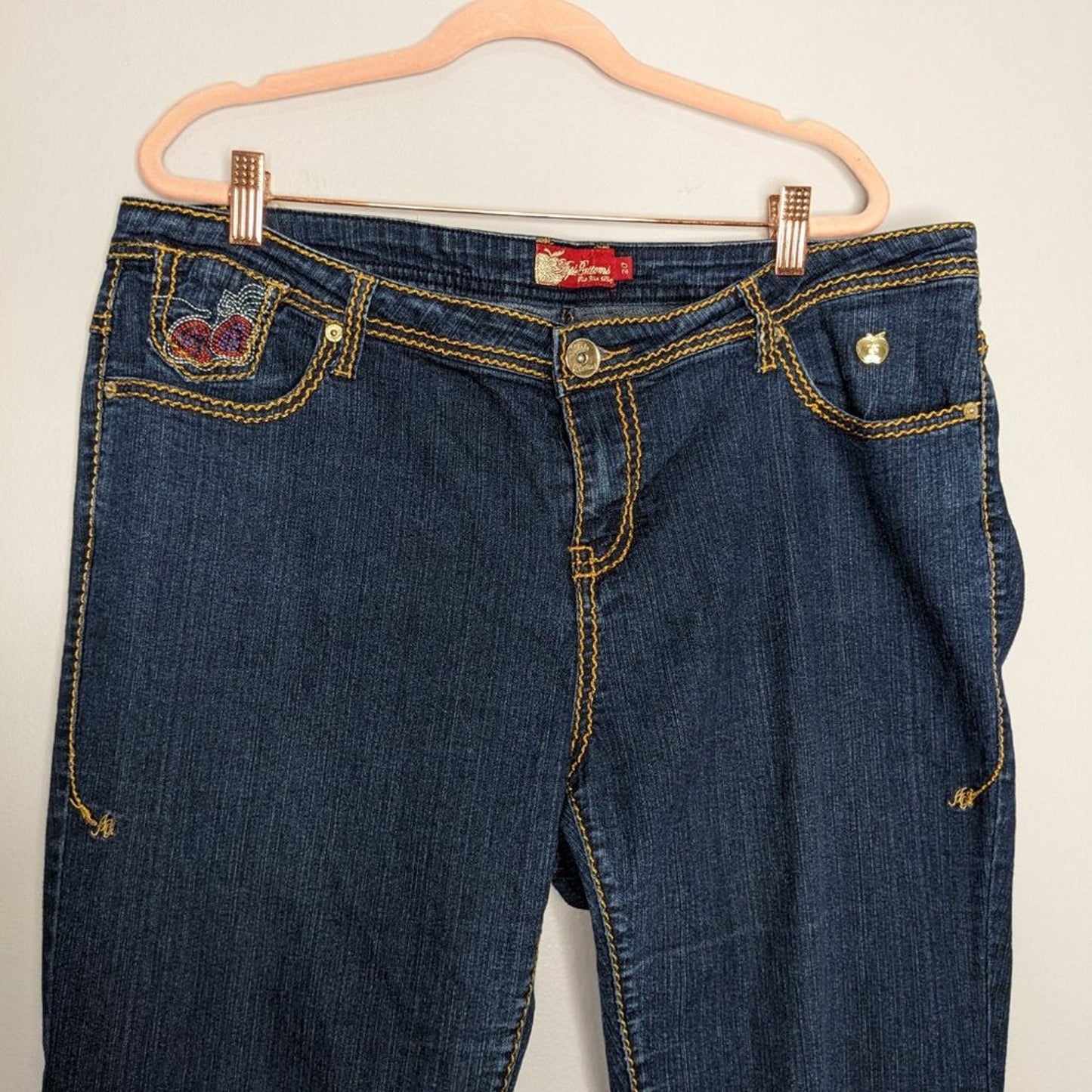 Apple Bottom Vintage Jeans Y2K Dark Wash Embellished Pockets Size 20