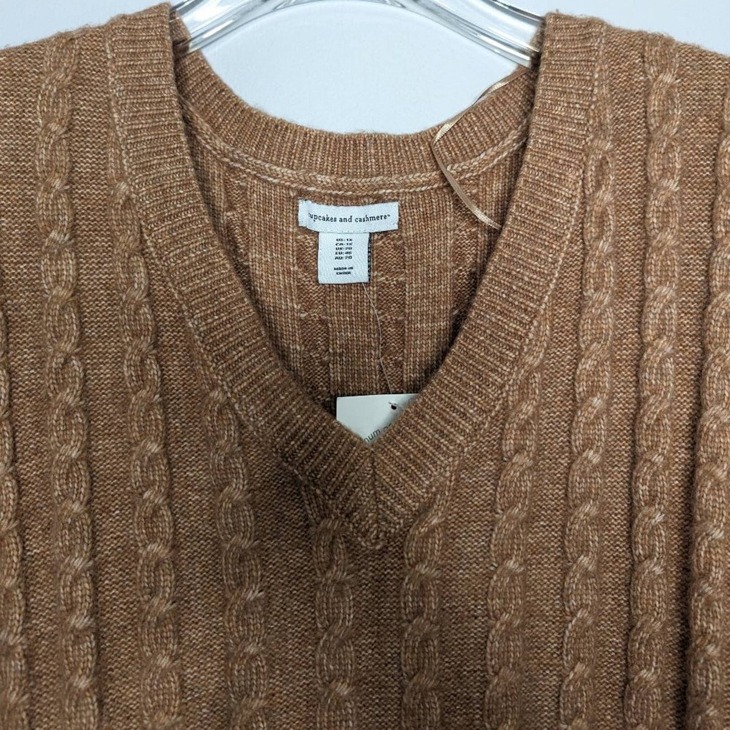 Cupcakes and Cashmere Tan Sleeveless Cable Knit Vest V-Neck Size 1X NWT