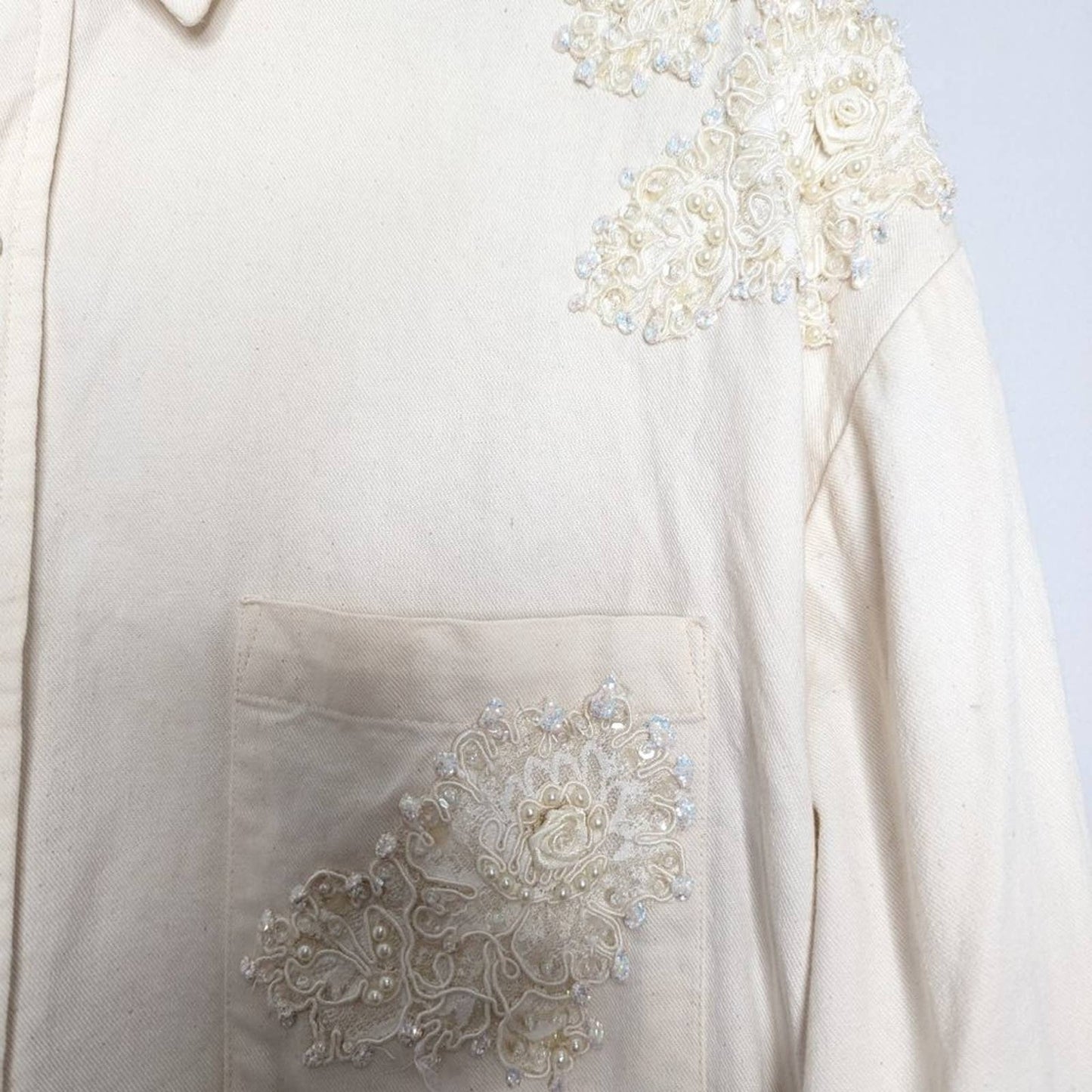 Crystal Springs Vintage Cream Long Sleeve Button Up Lace Appliqué Pearls Glitter