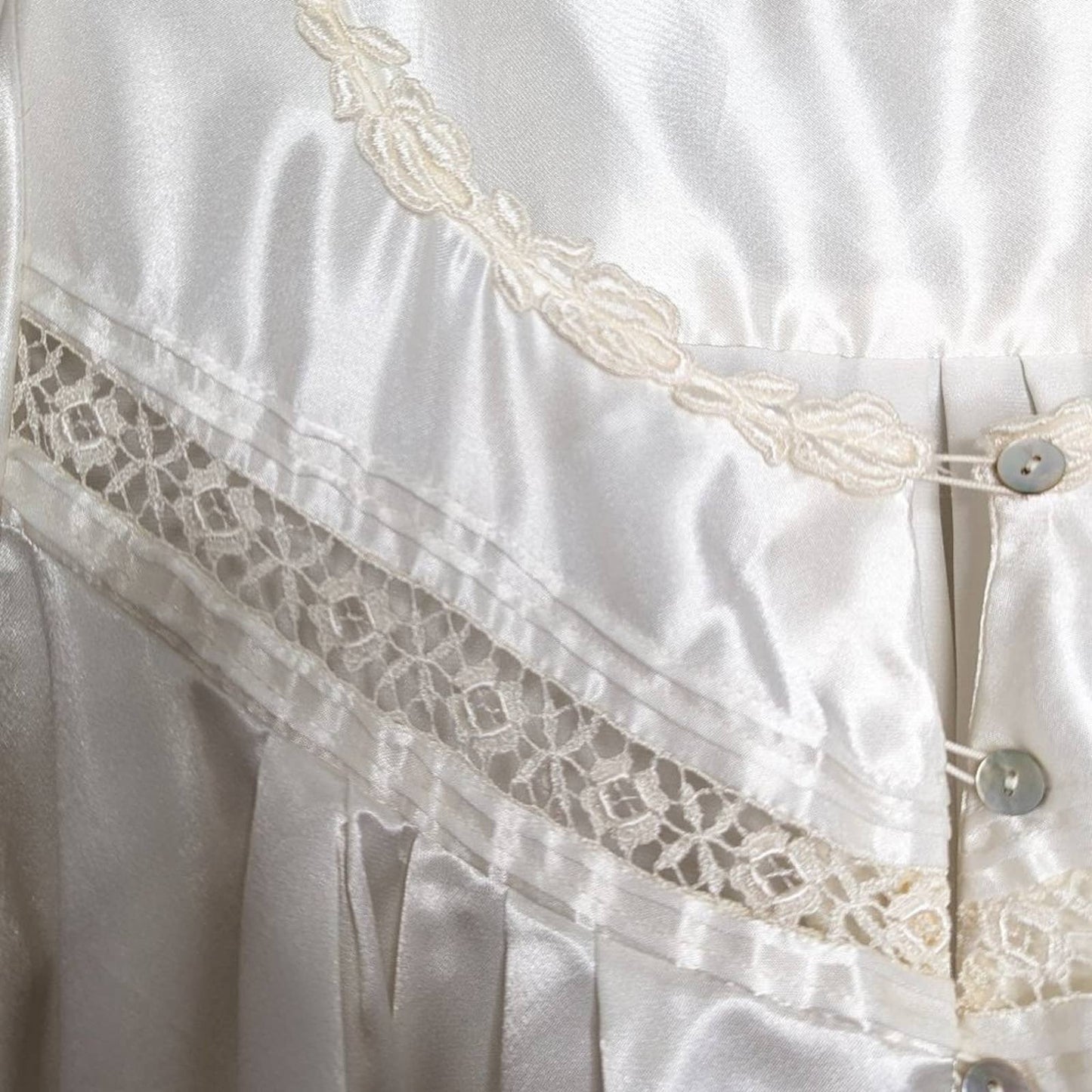 Eileen West Vintage White Satin Nightgown Long Sleeve Button Front Lace Trim 80s