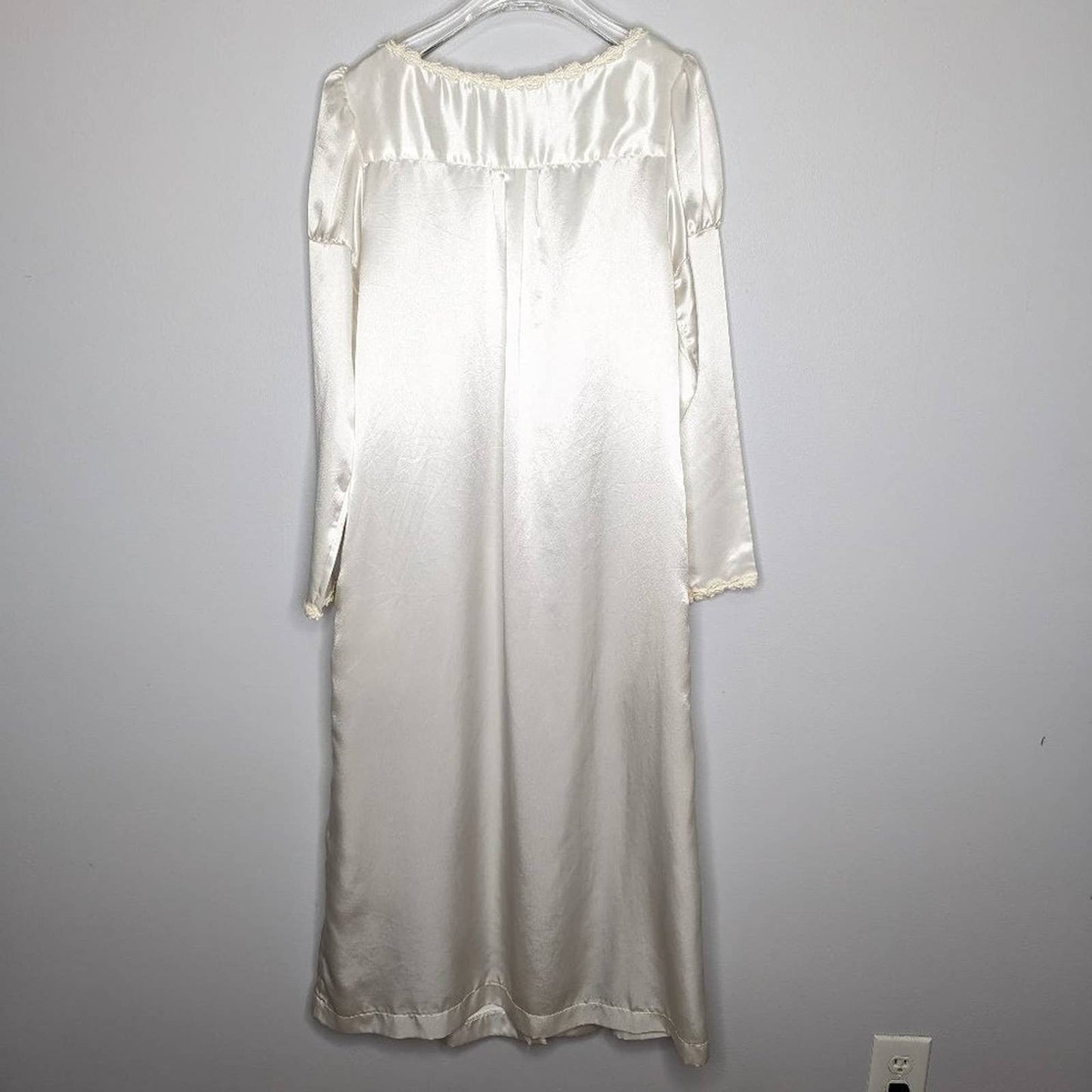 Eileen West Vintage White Satin Nightgown Long Sleeve Button Front Lace Trim 80s