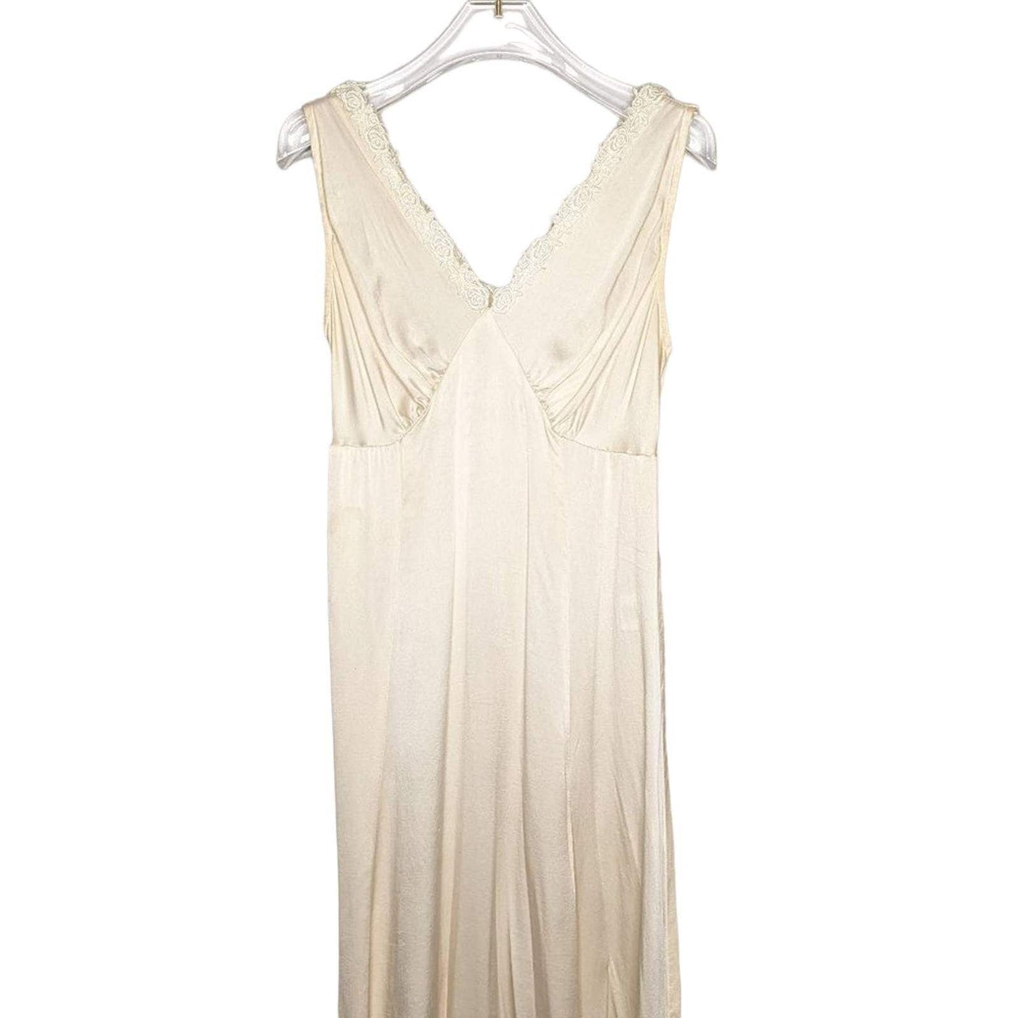 Queen Anne's Lace Eileen West Couture Vintage 80's Champagne Silk Nightgown